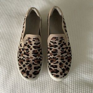 Rockport Slip-on Leopard Print Shoe, Size 9